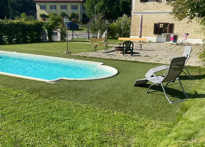 Country house Schlosstaverne Sighartstein